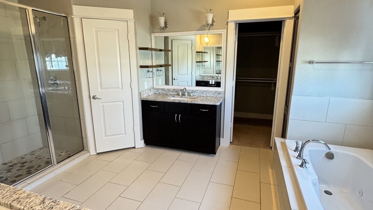 Photo of Bathroom in Shady Acres