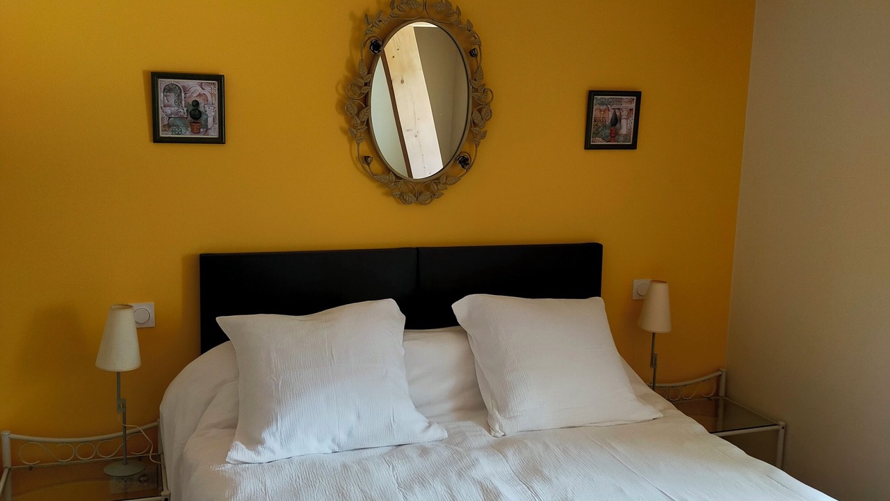 Photo of Bedroom in Saint-Pierre-de-Cole