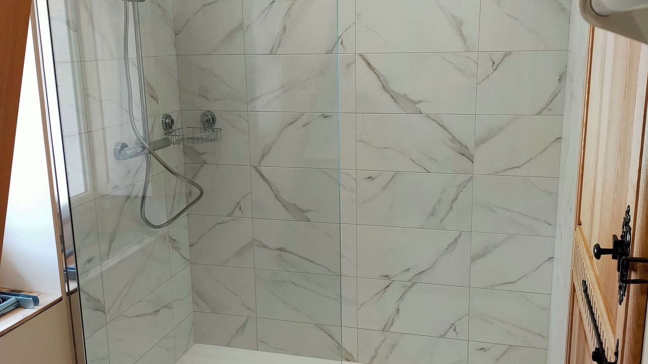 Photo of Bathroom in Saint-Pierre-de-Cole