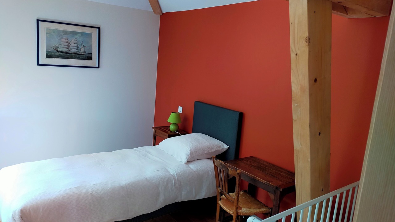 Photo of Bedroom in Saint-Pierre-de-Cole