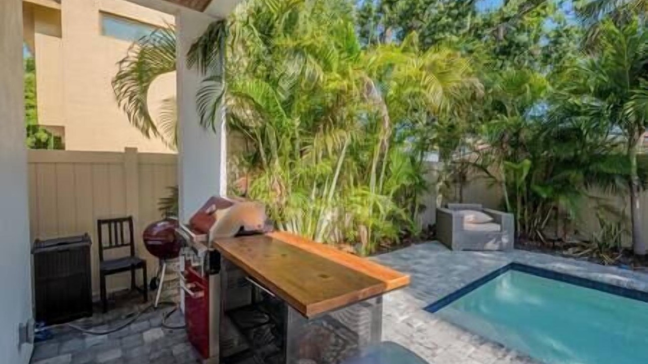 Photo of Patio Balcony in Rosemary District
