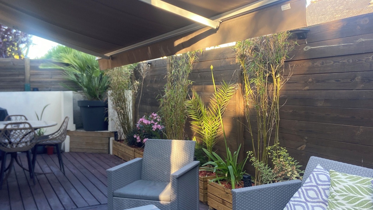 Photo of Patio Balcony in Chateauneuf-d'Ille-et-Vilaine