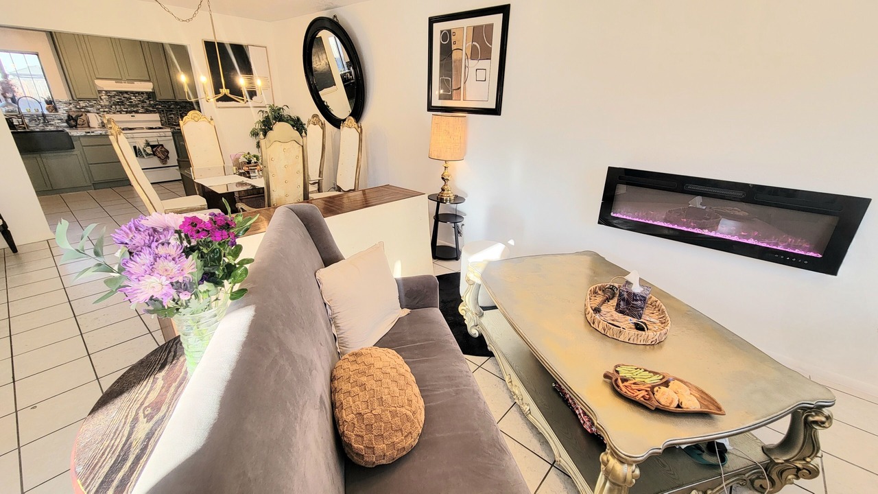 Photo of Livingroom in Albuquerque