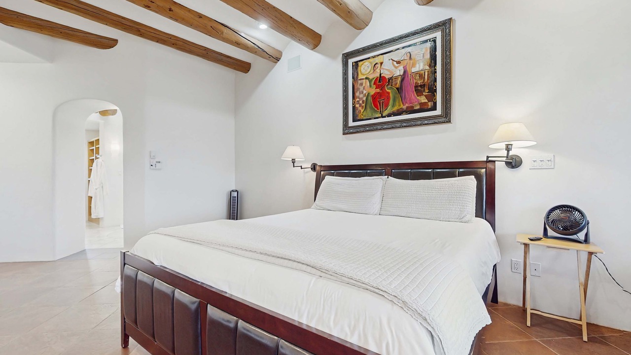 Photo of Bedroom in Ranchos De Taos