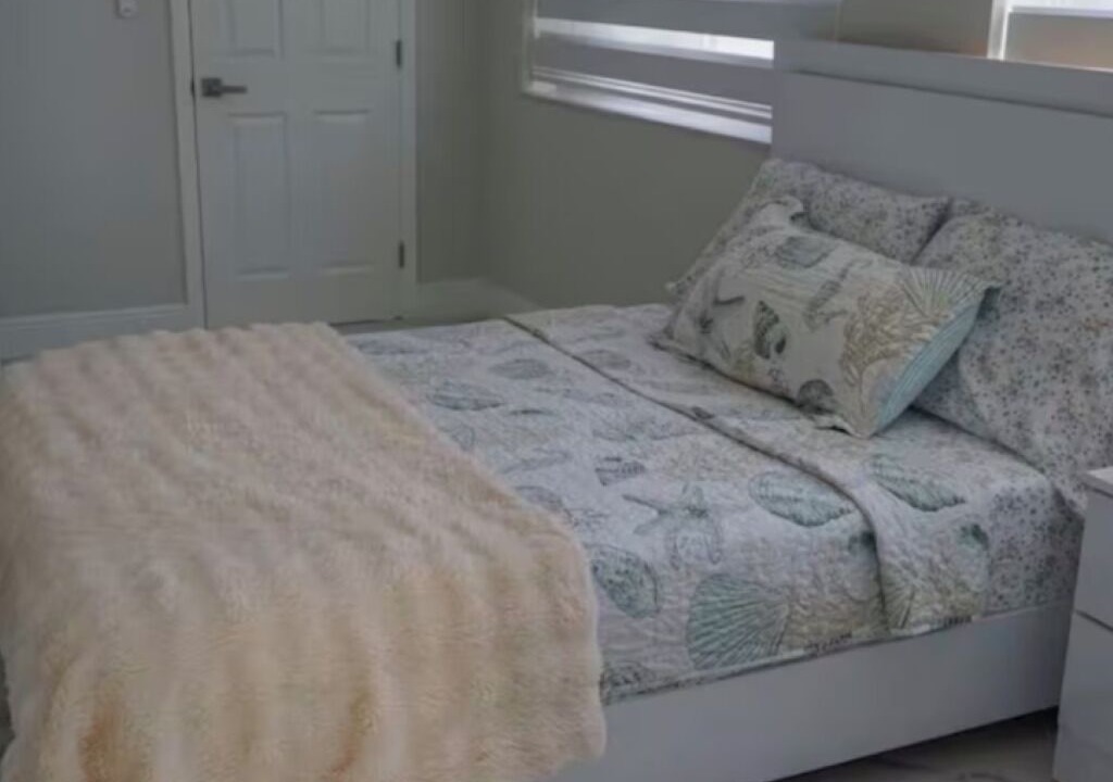 Photo of Bedroom in Rock Harbor
