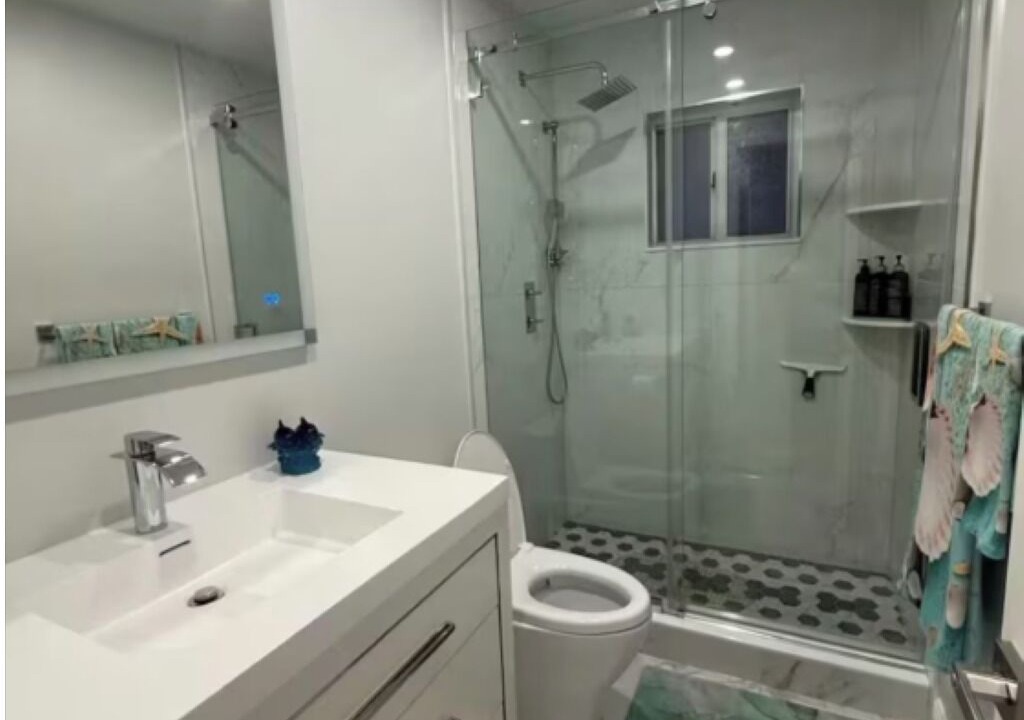 Photo of Bathroom in Rock Harbor