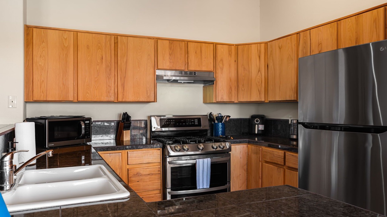 Photo of Kitchen in Eldorado at Santa Fe