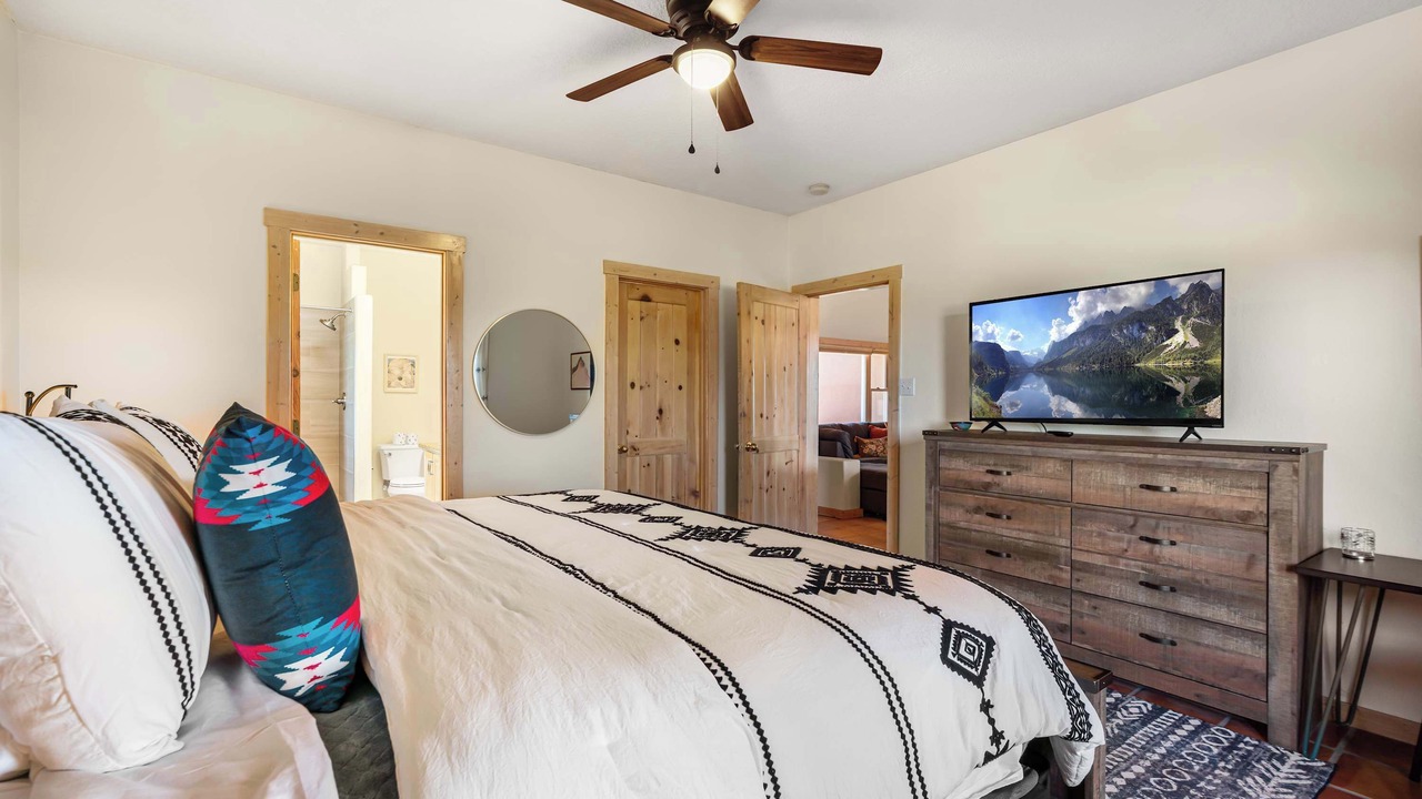 Photo of Bedroom in Eldorado at Santa Fe