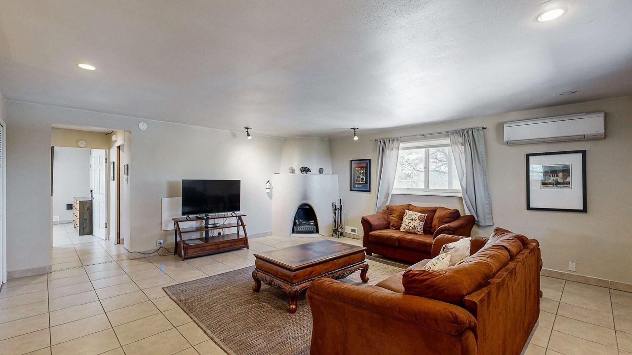 Photo of Livingroom in Santa Fe