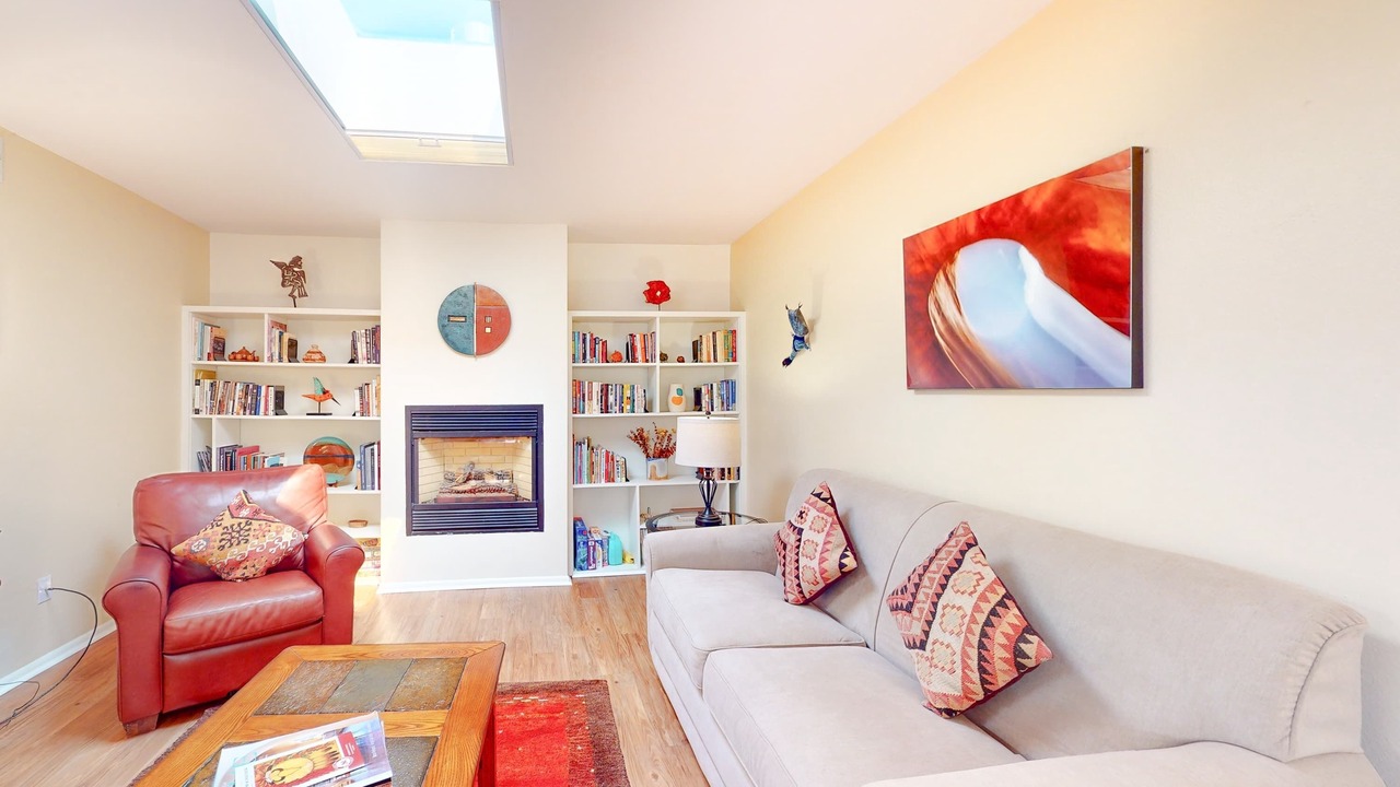 Photo of Livingroom in Northeast Santa Fe