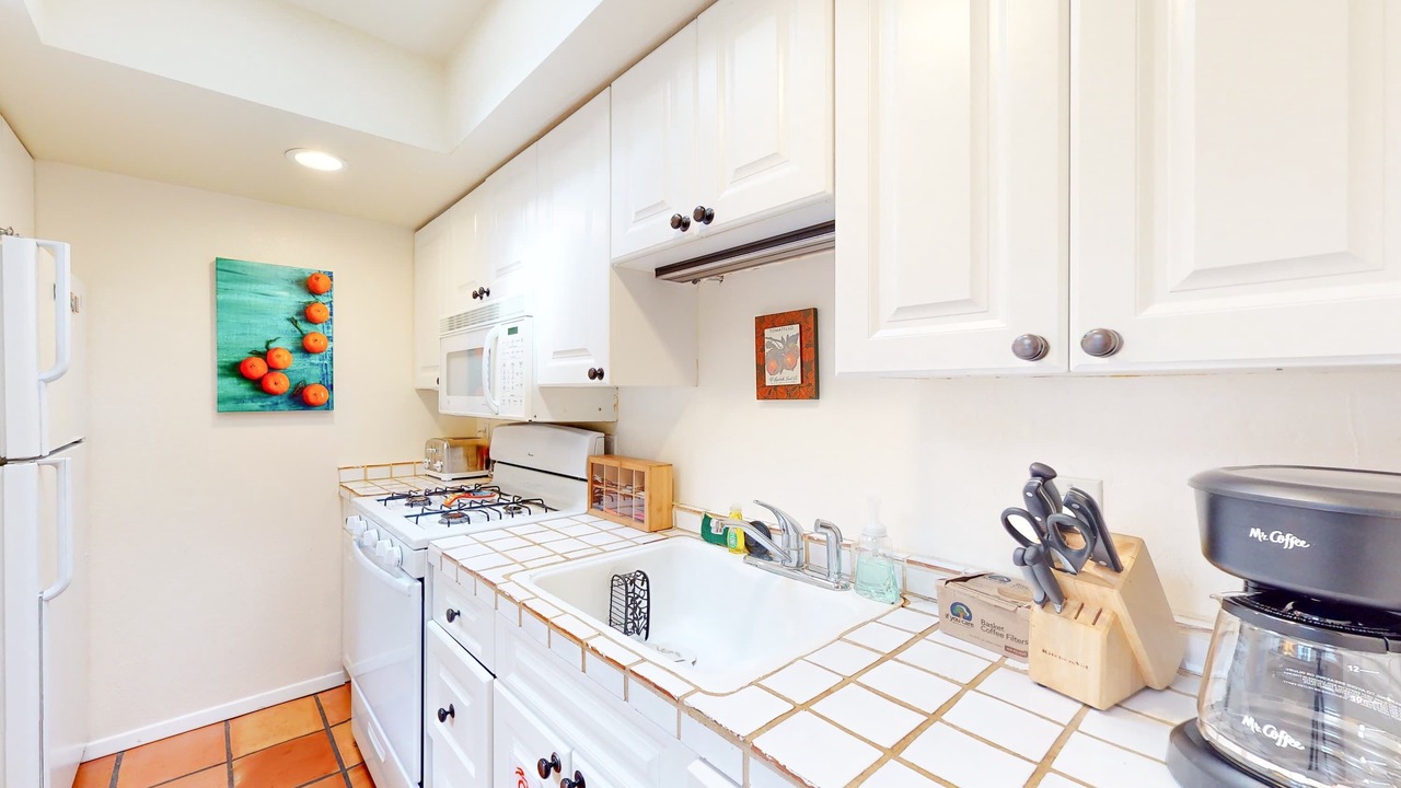 Photo of Kitchen in Northeast Santa Fe