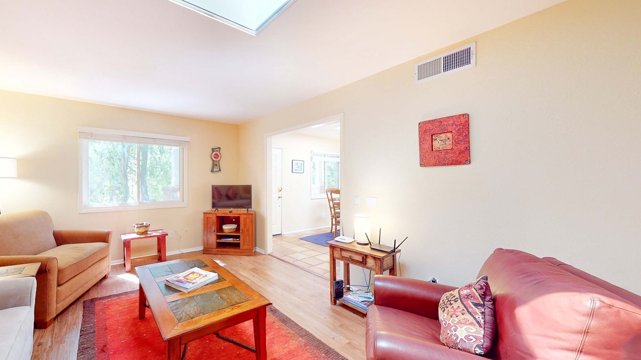 Photo of Livingroom in Northeast Santa Fe