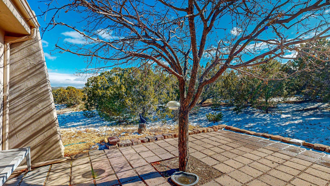 Photo of Patio Balcony in La Tierra