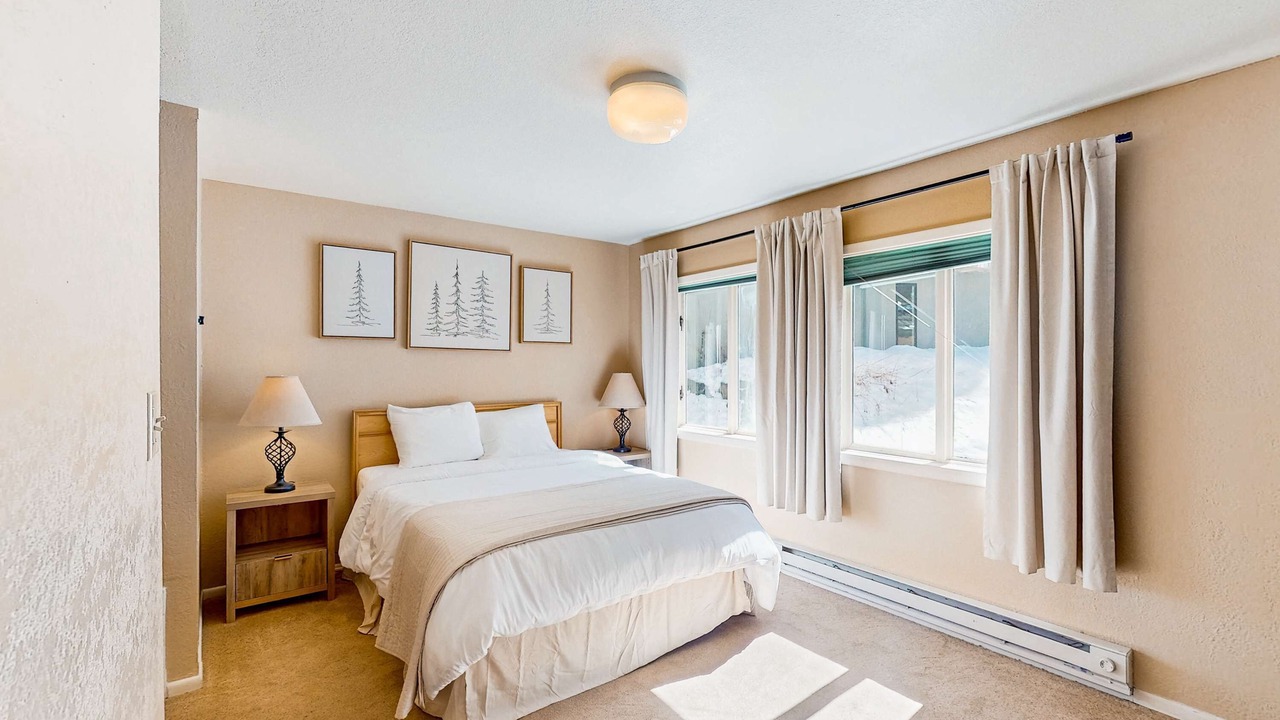 Photo of Bedroom in Taos Ski Valley