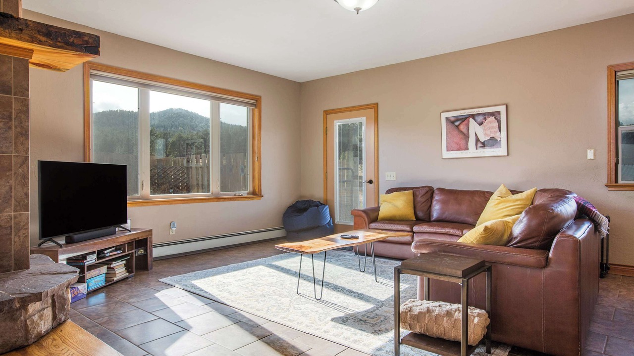 Photo of Livingroom in Angel Fire