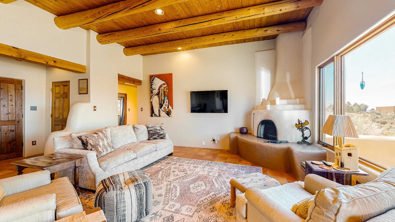 Photo of Livingroom in Taos