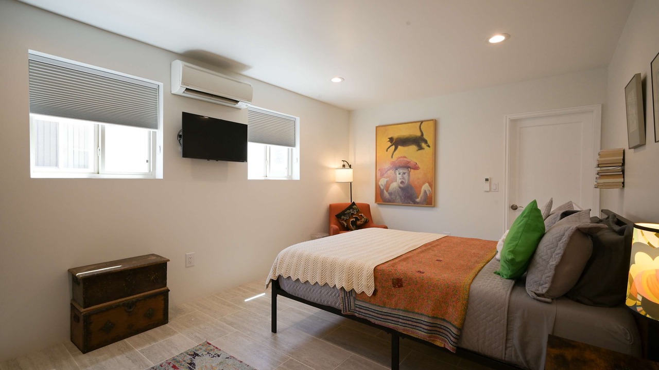 Photo of Bedroom in Southside