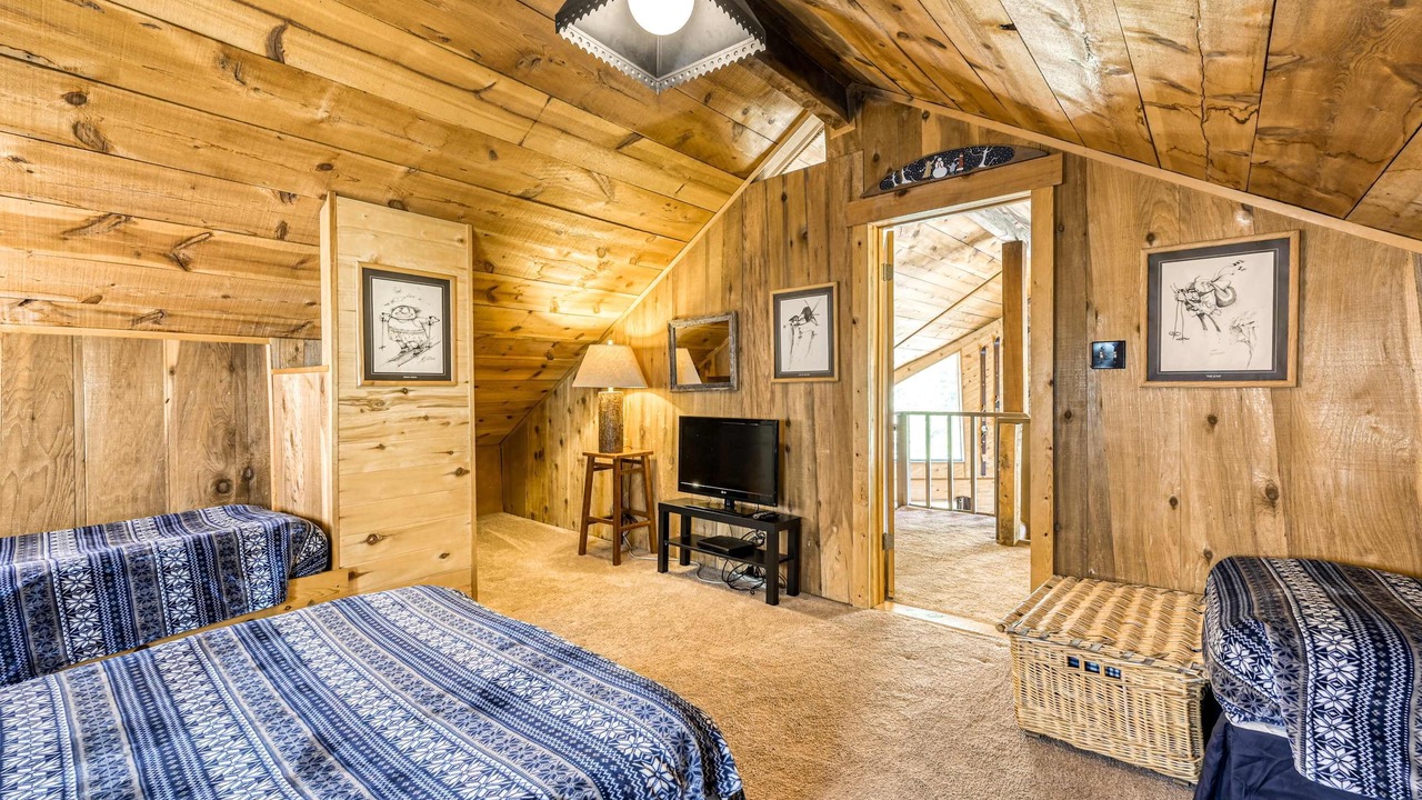 Photo of Bedroom in Taos Ski Valley