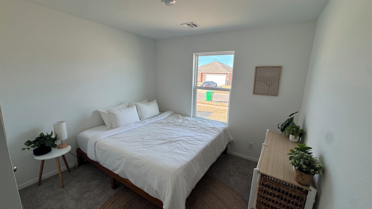 Photo of Bedroom in Bixby