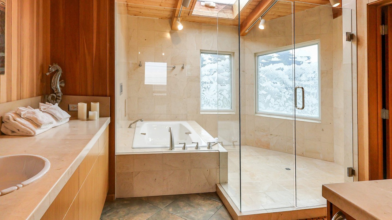 Photo of Bathroom in Sea Ranch