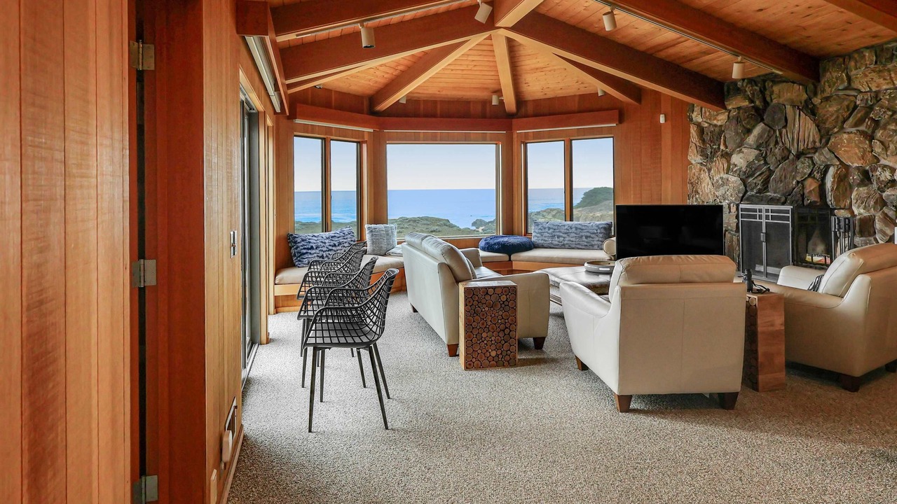 Photo of Bedroom in Sea Ranch