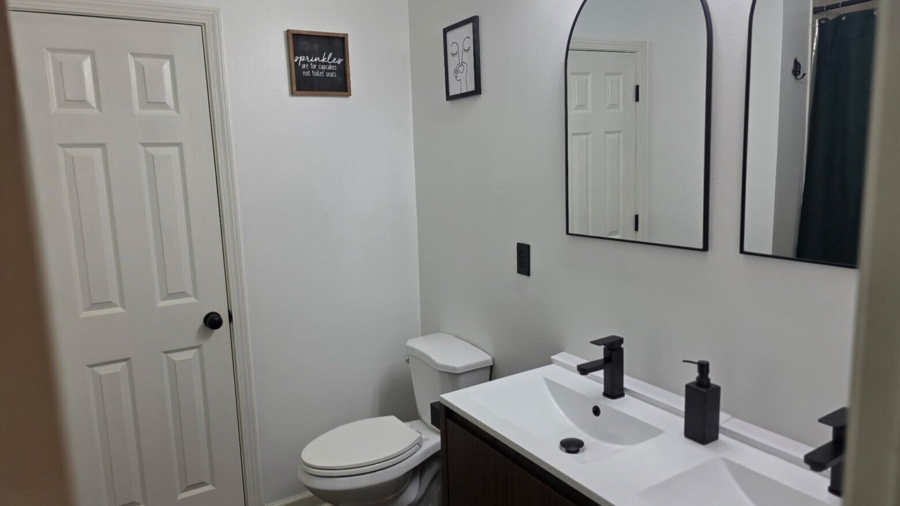 Photo of Bathroom in University District