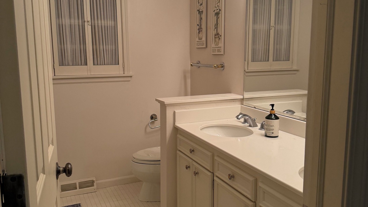 Photo of Bathroom in Orange Prairie