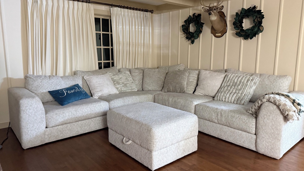 Photo of Livingroom in Orange Prairie