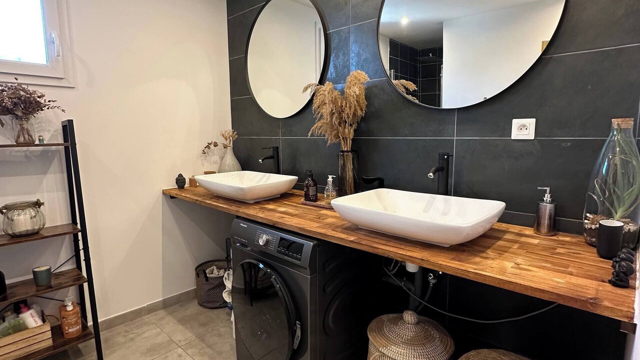 Photo of Bathroom in Le Castellet