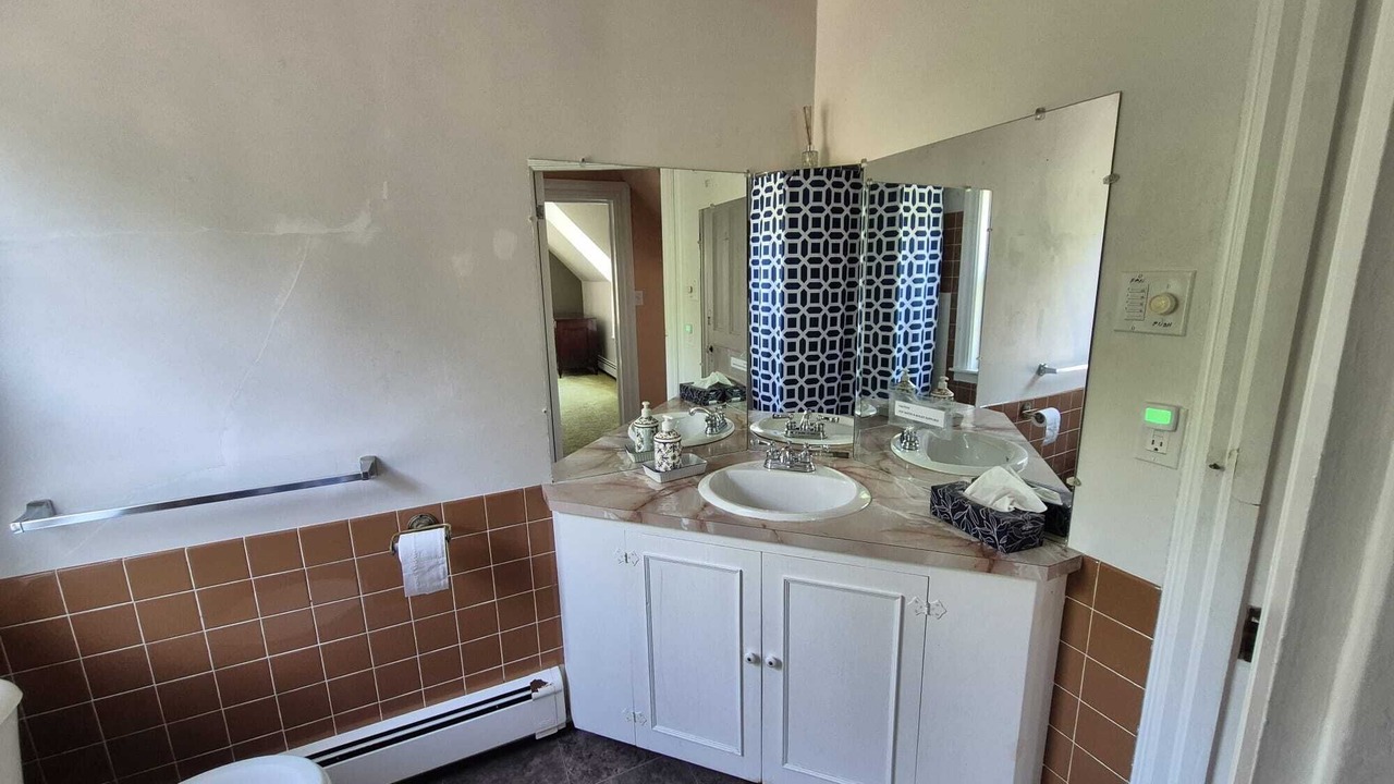 Photo of Bathroom in Lunenburg County