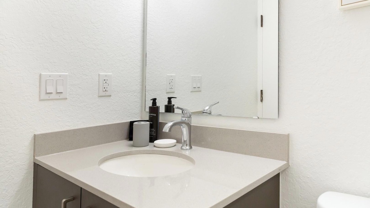Photo of Bathroom in Golden Gate