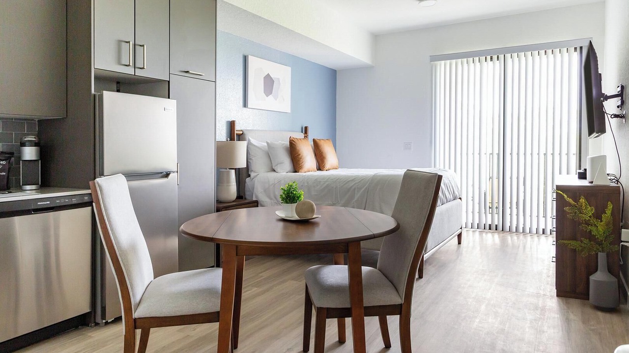 Photo of Bedroom in Golden Gate