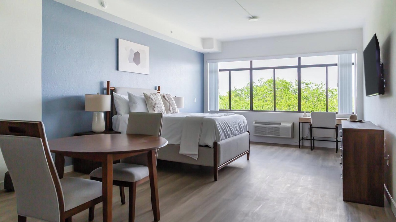 Photo of Bedroom in Golden Gate