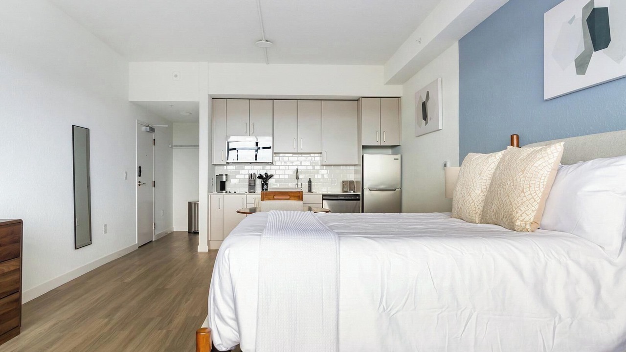 Photo of Bedroom in Golden Gate