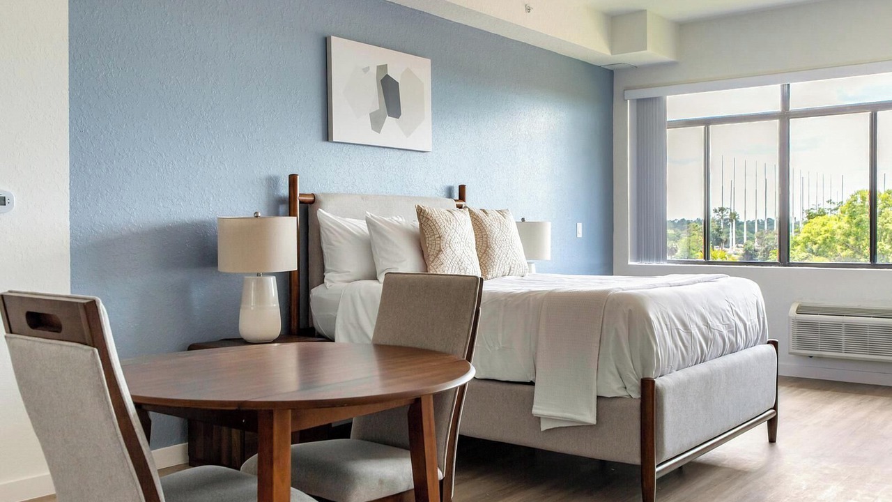Photo of Bedroom in Golden Gate