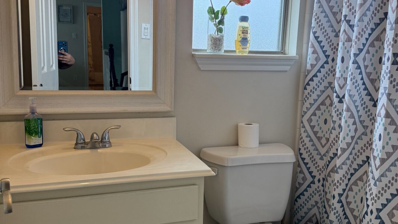Photo of Bathroom in Manvel