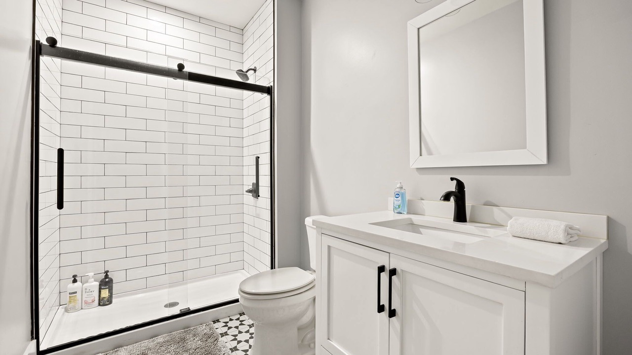 Photo of Bathroom in Meridian-Kessler