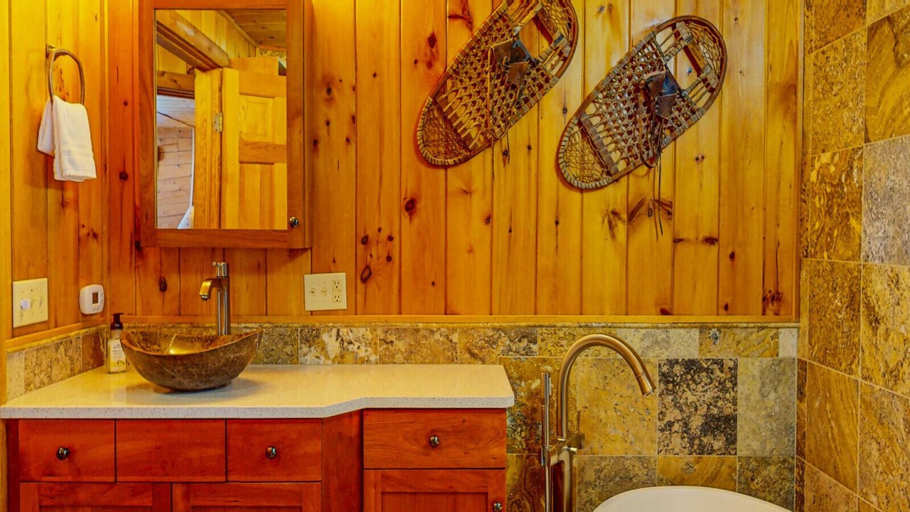 Photo of Bathroom in Rockwood