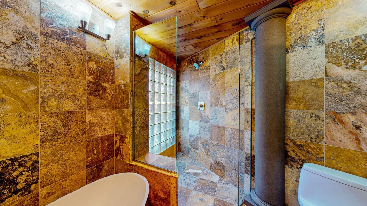 Photo of Bathroom in Rockwood