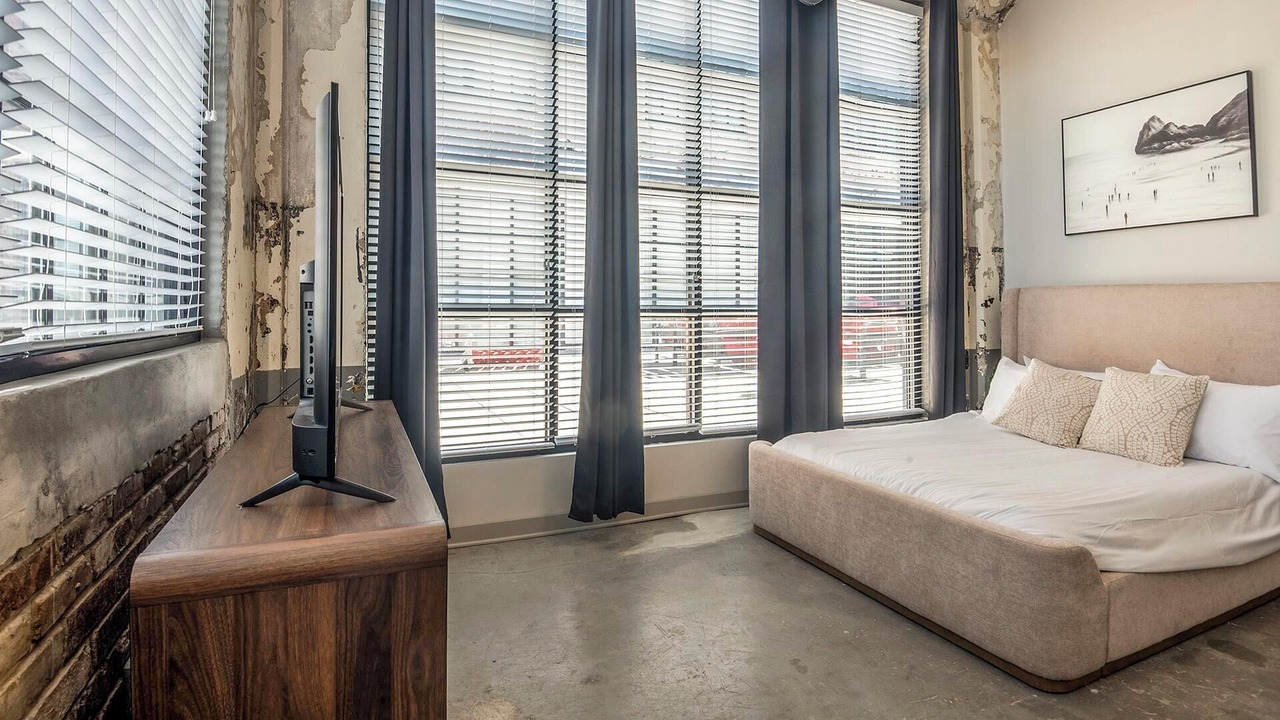 Photo of Bedroom in Uptown