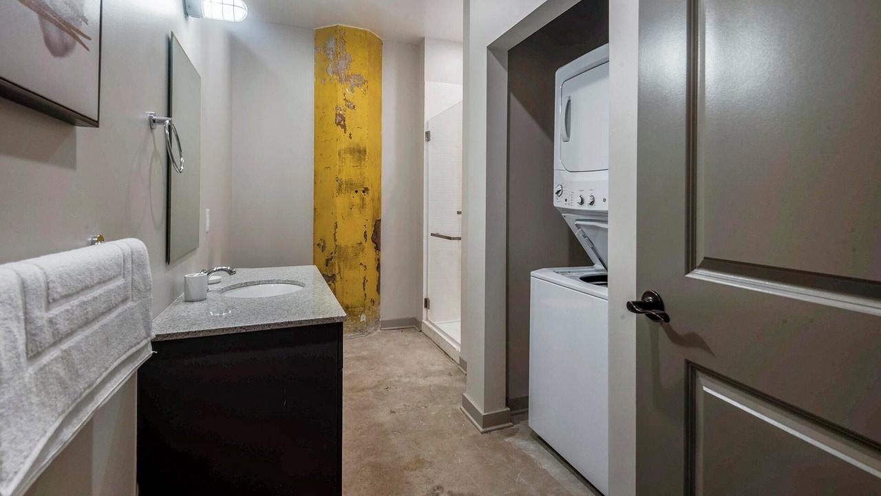 Photo of Bathroom in Uptown