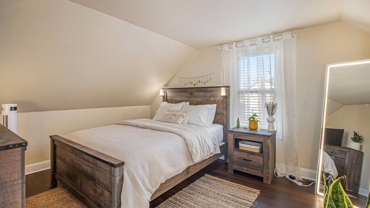 Photo of Bedroom in Milford