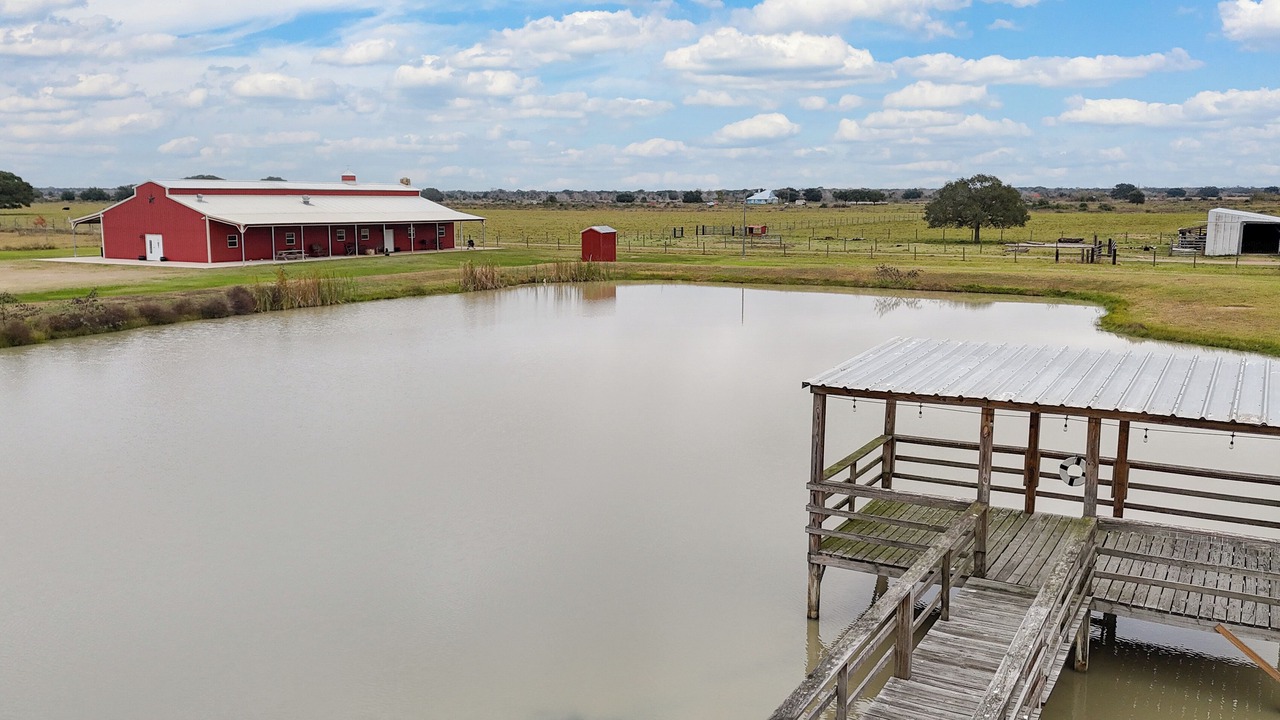 Photo of Outdoor in Damon