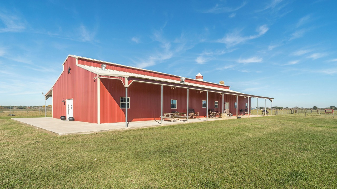 Photo of Outdoor in Damon