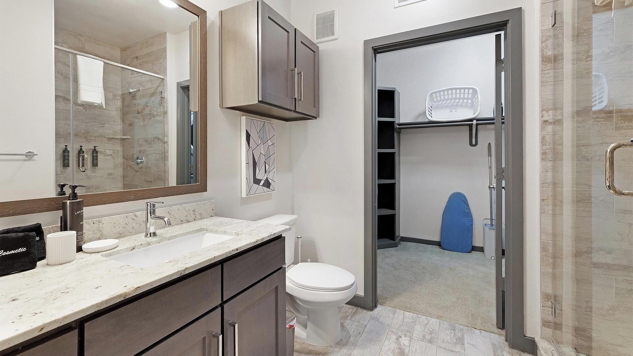 Photo of Bathroom in Fort Worth Cultural District