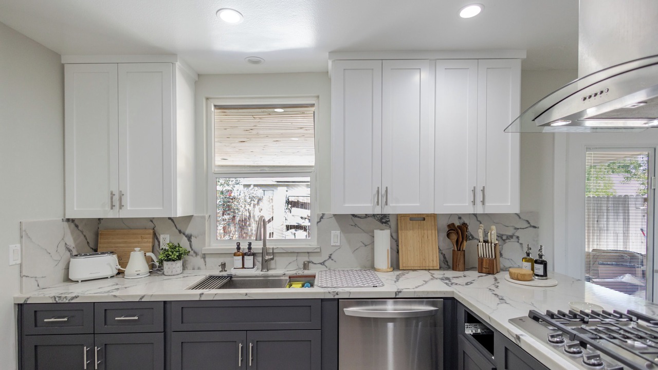 Photo of Kitchen in Canoga Park