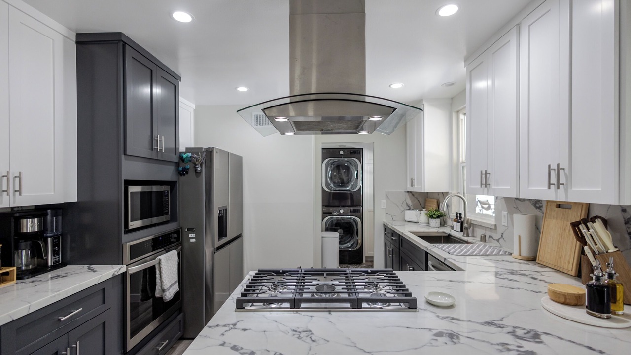 Photo of Kitchen in Canoga Park