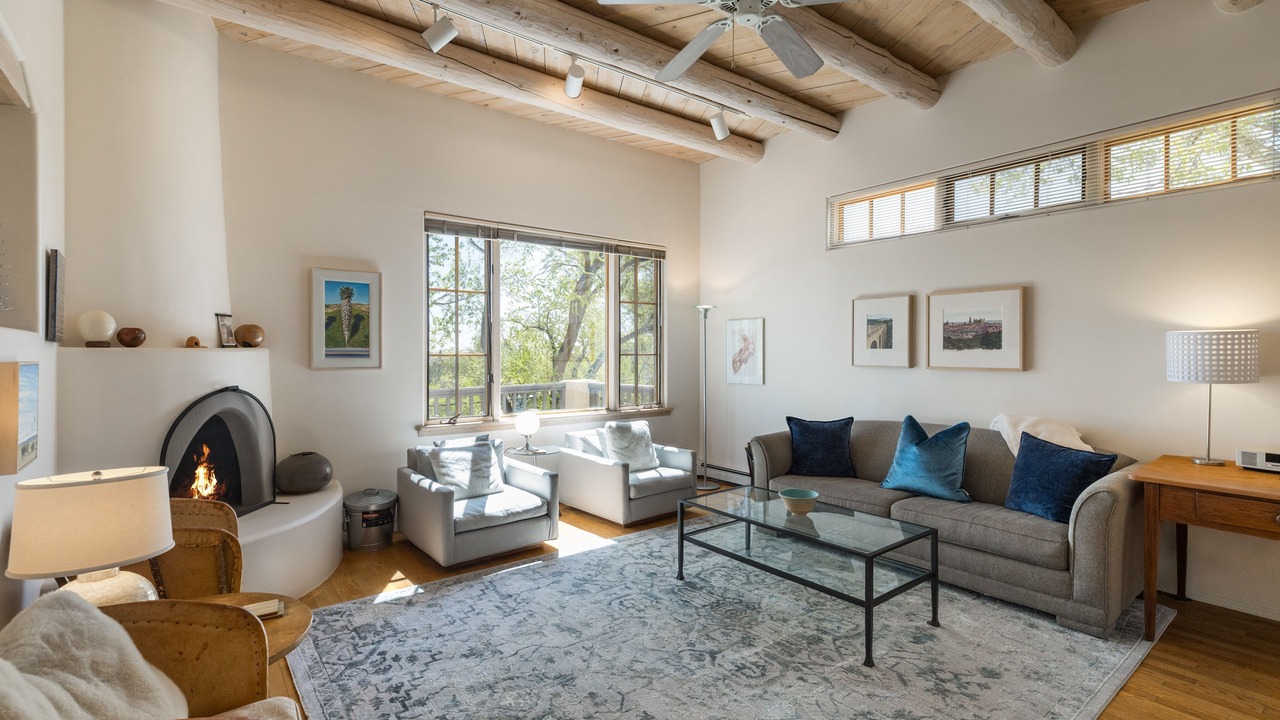 Photo of Livingroom in Santa Fe