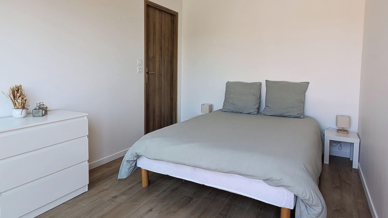 Photo of Bedroom in Montferrat