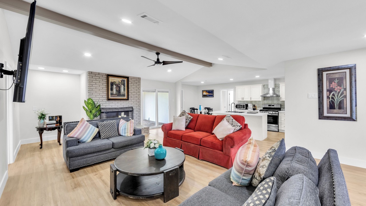 Photo of Livingroom in Garland